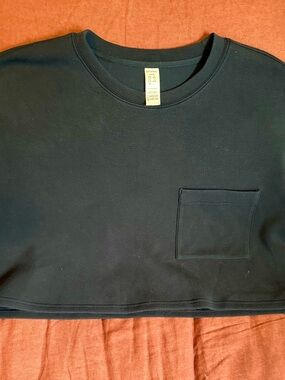 SPANX Black Cropped Pocket Tee